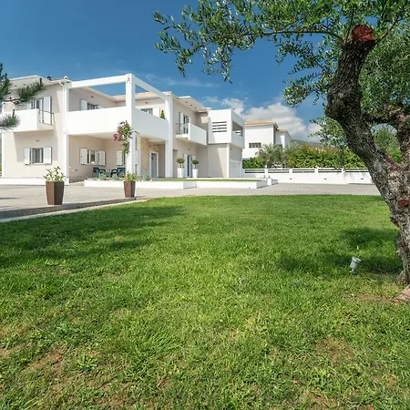 Ostria Luxury