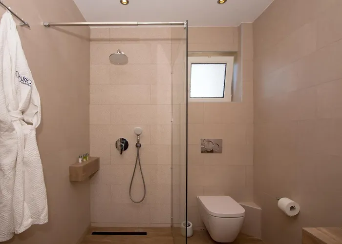 Ostria Luxury *