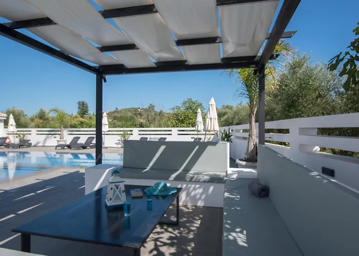 Ostria Luxury *