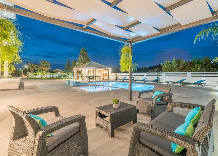 Villa Ostria Luxury *