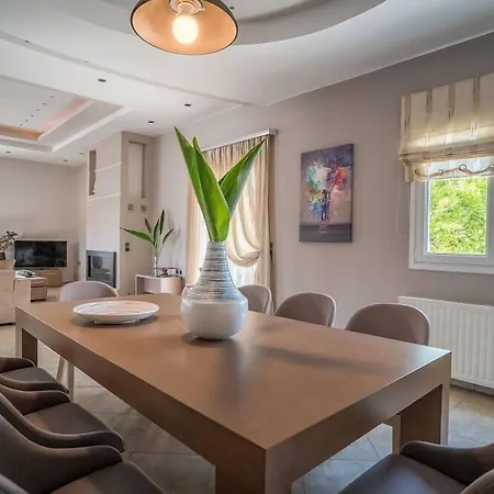 빌라 Ostria Luxury