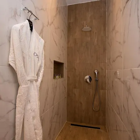 Ostria Luxury Pandokrátor