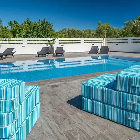 Ostria Luxury 빌라 Pandokrátor