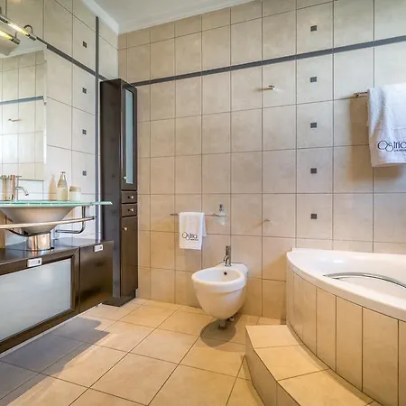 빌라 Ostria Luxury