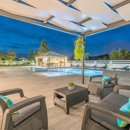 Villa Ostria Luxury *