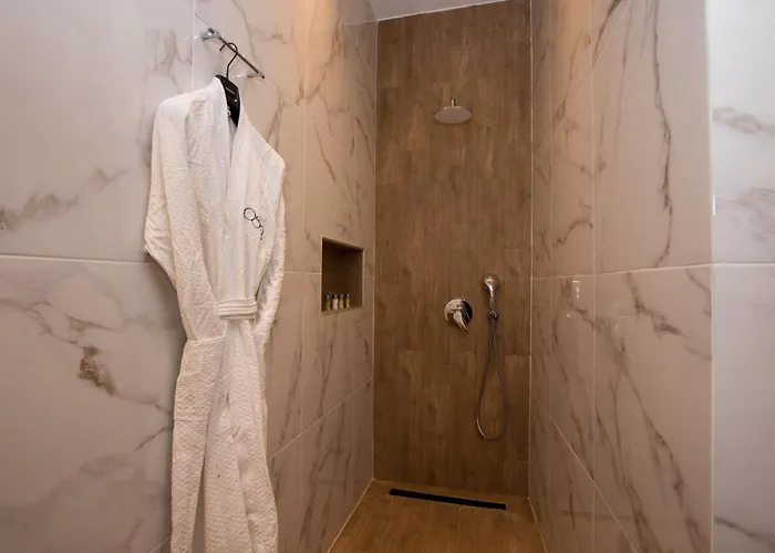 Ostria Luxury Pandokrátor