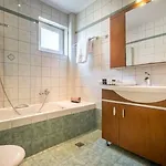 Ostria Luxury Villa *