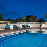 Ostria Luxury Villa *