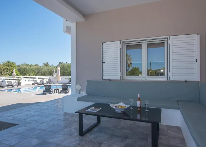 Ostria Luxury Villa Pandokrátor