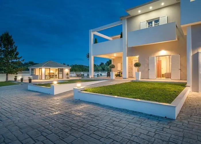 Villa Ostria Luxury Pandokrátor