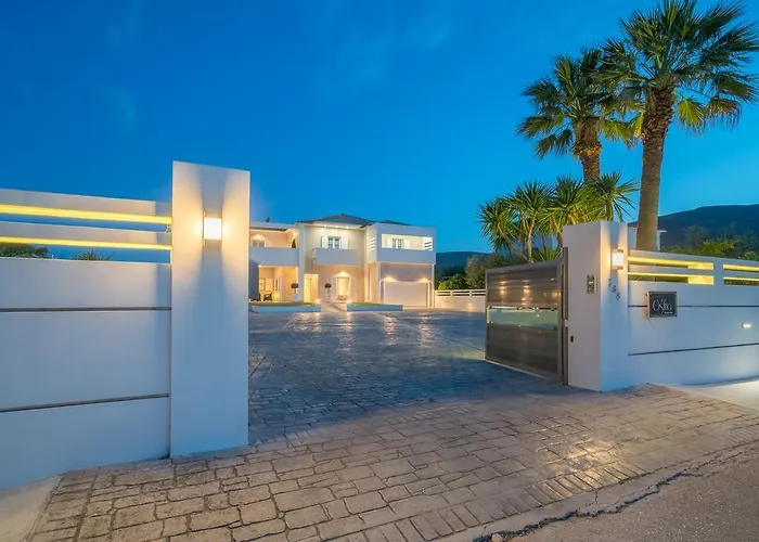 Ostria Luxury Villa Pandokrátor