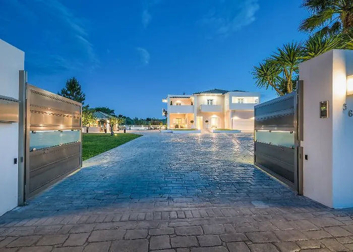 Ostria Luxury Villa Pandokrátor